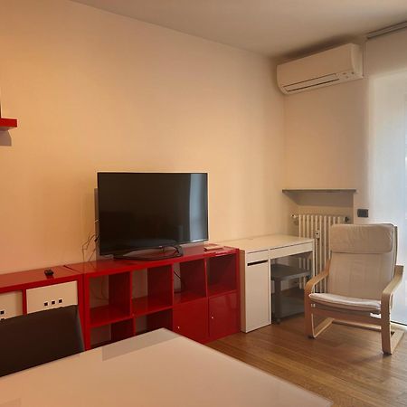 Comfortable Apartment In The Heart Of Лекко Екстер'єр фото